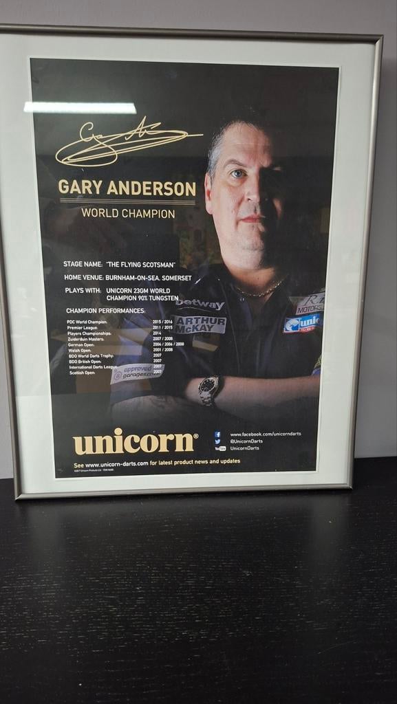 Gary Anderson - Gesigneerde Foto - Wereldkampioen Darts, Ophalen of Verzenden, Zo goed als nieuw, 30 cm of minder, Overige merken
