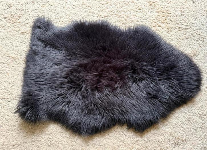 Langharig imitatiebont vachtje, zwart., Huis en Inrichting, Woonaccessoires | Plaids en Woondekens, Zo goed als nieuw, Verzenden