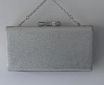 Elegante Zilverkleurige Glitter Clutch Avondtasje van Steps, Ophalen of Verzenden, Zo goed als nieuw, Overige kleuren, Avondtasje