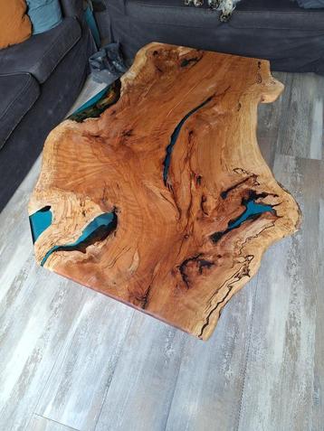 Salontafel beschikbaar voor biedingen
