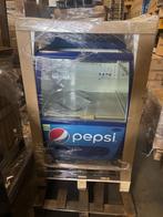 Verfrissing in Stijl: De Pepsi Koelkast, Minder dan 75 liter, Ophalen, 45 tot 60 cm, Zonder vriesvak