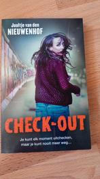 Check-Out - Juultje van den Nieuwenhof, Ophalen of Verzenden, Zo goed als nieuw, Juultje van den Nieuwenhof, Nederland