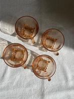 Vintage roze glazen kopjes, Verzamelen, Glas en Borrelglaasjes, Ophalen of Verzenden, Zo goed als nieuw