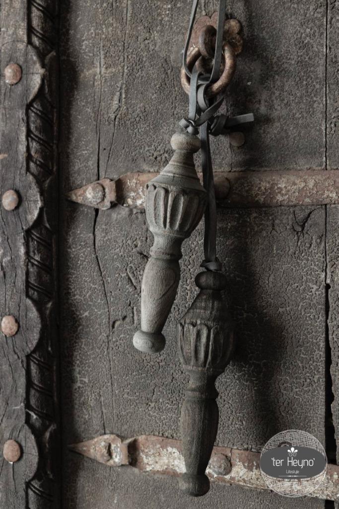 Houten klos ornament hanger leren veter hang stoer sober, Huis en Inrichting, Woonaccessoires | Overige, Nieuw, Verzenden