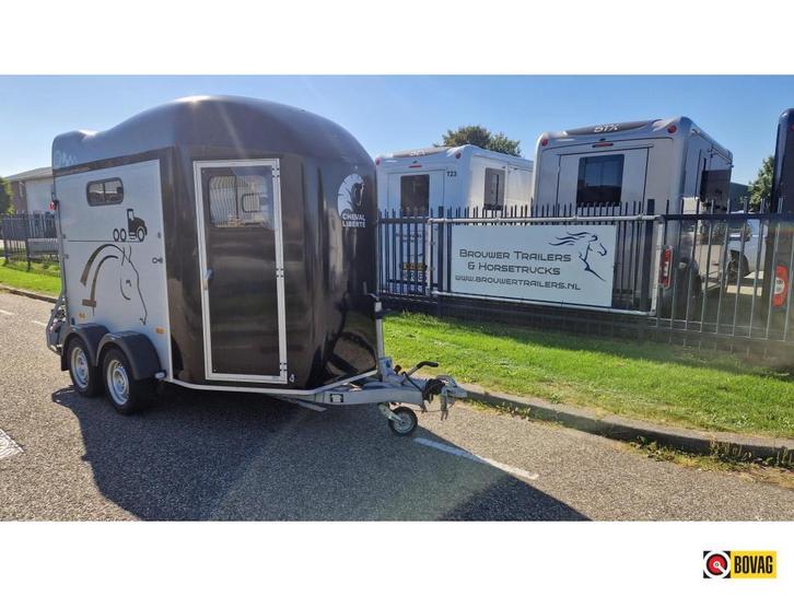 Cheval Liberte Gold 3 aluminium met zadelkamer, Dieren en Toebehoren, Paarden en Pony's | Trailers en Aanhangwagens, Gebruikt