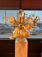 Vaas met bloemen , kunstbloemen. Orchideeën/ zilveren takken, Ophalen, Gebruikt, Binnen