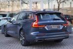 Volvo V60 T6 Business Pro Twin Engine 340pk AWD | Camera | A, Auto's, Volvo, Gebruikt, 4 cilinders, Blauw, Leder en Stof