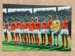 Org kleuren elftalfoto Ned juli 1974 WK voetbal W-Duitsland, Verzamelen, Nieuw, Overige typen, Overige binnenlandse clubs, Ophalen of Verzenden