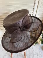 Dames hoed strik van gaas choco bruin, Ophalen of Verzenden, Zo goed als nieuw, 58 cm (L, 7¼ inch) of meer