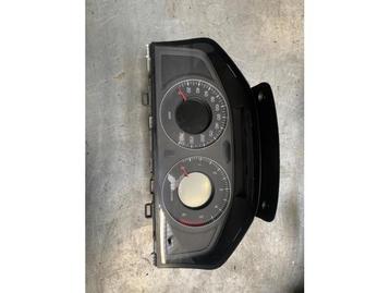 Instrumentenpaneel van een Volvo V70 beschikbaar voor biedingen