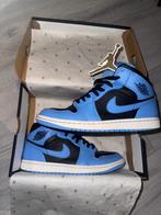 Nike Air Jordan 1 Mid University Blue - Maat 41, Kleding | Heren, Schoenen, Blauw, Nieuw, Ophalen of Verzenden, Sneakers of Gympen
