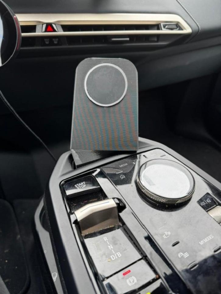 BMW IX Magsafe lader voor in de middenconsole, Telecommunicatie, Telefoonhouders, Nieuw, Auto, Ophalen of Verzenden