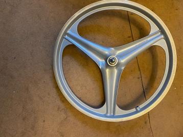 Stevige Aluminium wiel beschikbaar voor biedingen