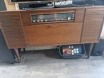 Dressoir  tvkast platenspeler  en radio antiek, Ophalen, Gebruikt, 25 tot 50 cm, Met klep(pen)