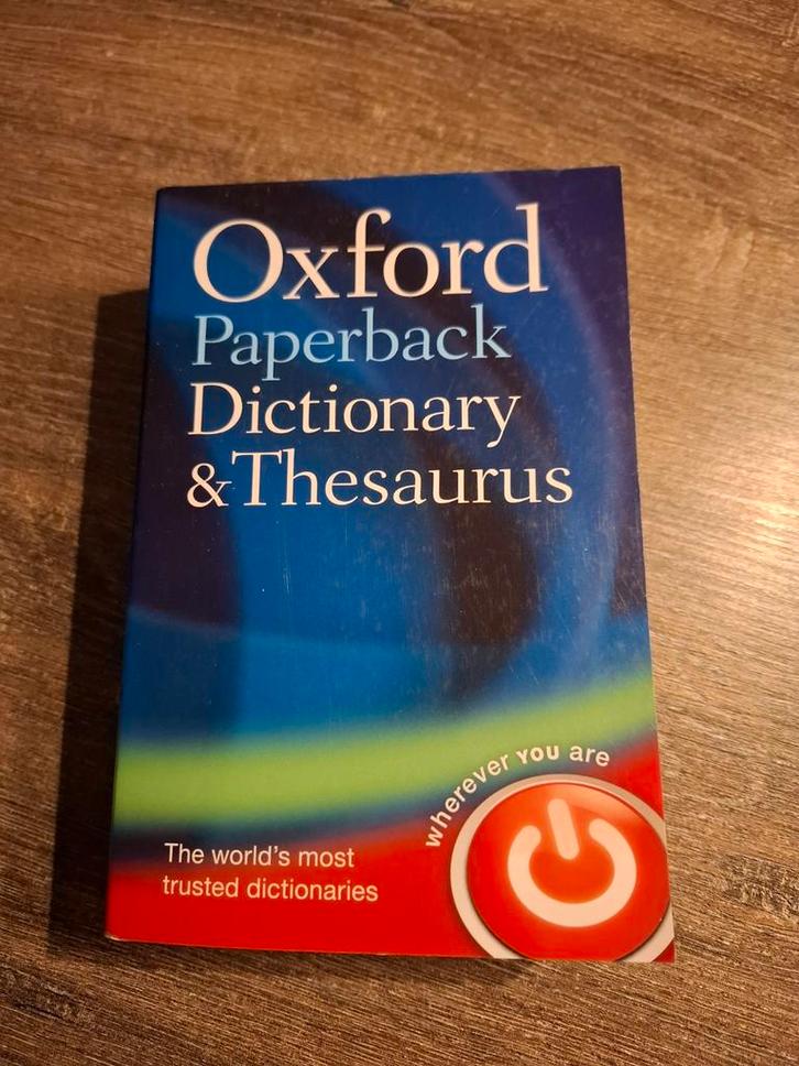 Oxford Paperback Dictionary & Thesaurus - Nieuw, Boeken, Woordenboeken, Nieuw, Engels, Overige uitgevers, Ophalen of Verzenden
