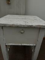 Oude tafeltje, Ophalen