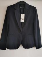 ZARA blazer met stipjes mt. 38, Kleding | Dames, Jasjes, Kostuums en Pakken, Maat 38/40 (M), Zara, Nieuw, Jasje