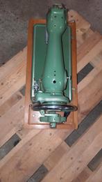 Oude naaimachine, Antiek en Kunst, Ophalen of Verzenden