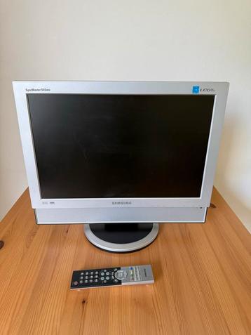 Samsung SyncMaster 940MW LCD TV beschikbaar voor biedingen