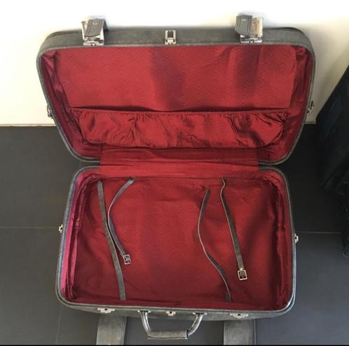 Grote 75cm vintage luxe reiskoffer schoon grijs rood, Sieraden, Tassen en Uiterlijk, Koffers, Zo goed als nieuw, Hard kunststof