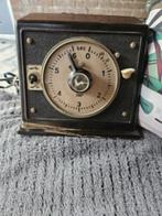 Mooie werkende antieke Timer klok van bakeliet, duitse kwali, Antiek en Kunst, Antiek | Klokken, Ophalen of Verzenden