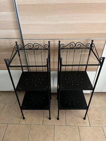 2x Rönnskar zwart metalen stellingkast, badkamer kast beschikbaar voor biedingen