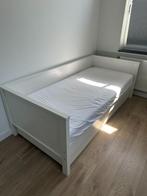 Bed (Ikea), Huis en Inrichting, Slaapkamer | Bedden, 90 cm, Eenpersoons, Wit, Zo goed als nieuw