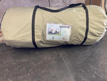 Tent 6 persoons beschikbaar voor biedingen