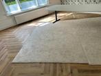 VRIJWEL NIEUW Vloerkleed, Huis en Inrichting, Stoffering | Tapijten en Kleden, Ophalen, Beige, 200 cm of meer, Zo goed als nieuw
