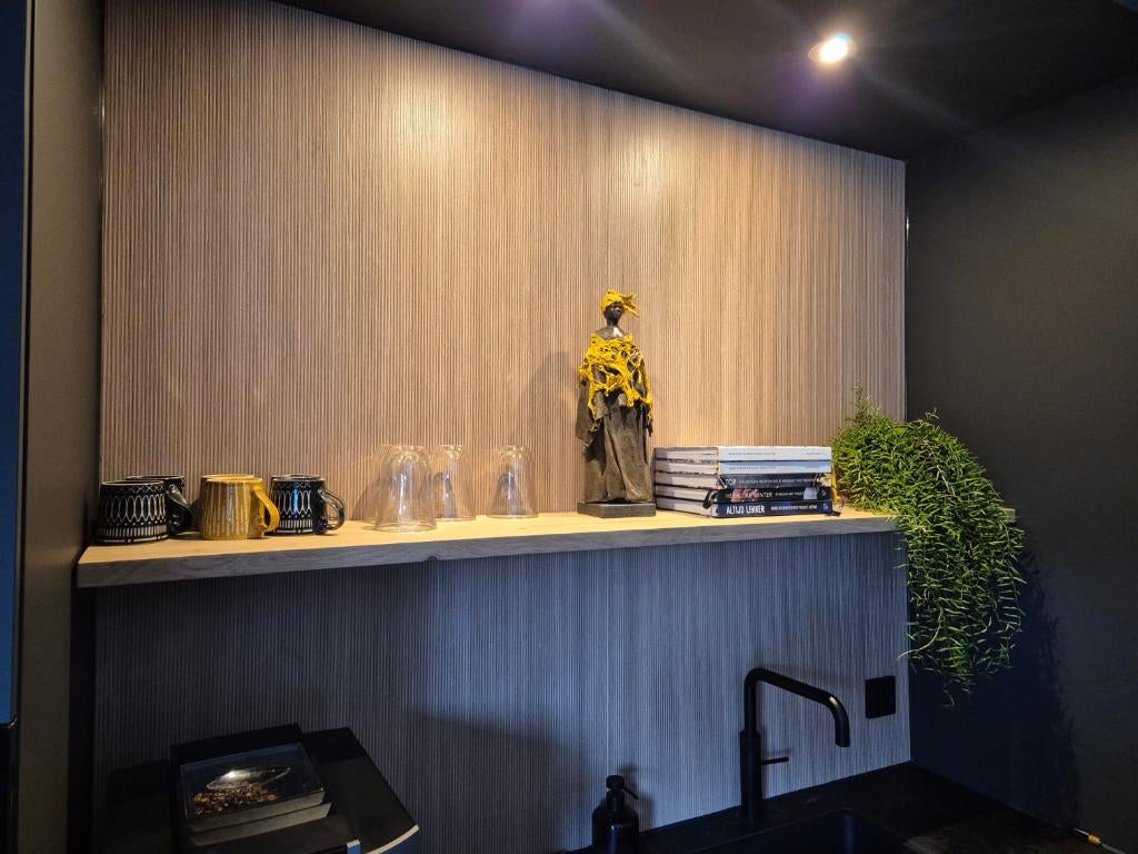 Zwevende eiken wandplank (Nieuw in doos), Huis en Inrichting, Woonaccessoires | Wandplanken en Boekenplanken, Ophalen, Nieuw