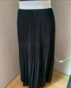 Amelie & Amelie mooie lange zwarte plisse rok mt 38 ZGAN, Kleding | Dames, Maat 38/40 (M), Zwart, Ophalen of Verzenden, Zo goed als nieuw