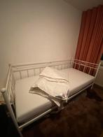 Eenpersoons bed, Huis en Inrichting, Slaapkamer | Bedden, Ophalen, 90 cm, Eenpersoons, Wit