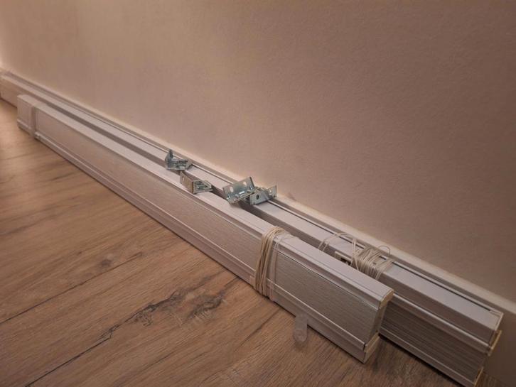 2x witte verduisterende top down bottum up plissé gordijnen, Huis en Inrichting, Stoffering | Gordijnen en Lamellen, Zo goed als nieuw