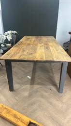 Robuuste eikenhouten tafel, Huis en Inrichting, Tafels | Eettafels, Ophalen, Zo goed als nieuw, Rechthoekig, 200 cm of meer
