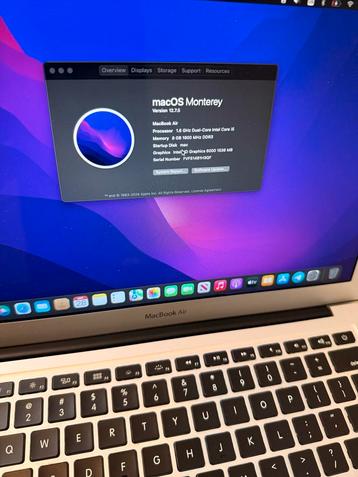 MacBook Air 13" (2015) - i5, 8GB, 256GB SSD beschikbaar voor biedingen