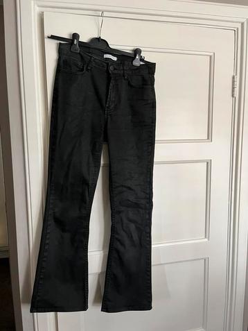 Broek costes w29 L32 z.g.a.n. beschikbaar voor biedingen