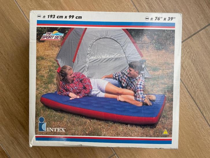Intex luchtbedden 2 stuks, Caravans en Kamperen, Luchtbedden, Nieuw, 1-persoons, Ophalen of Verzenden