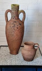 2x   oud terracotta handvorm  vaas en kruikje, Antiek en Kunst, Ophalen of Verzenden