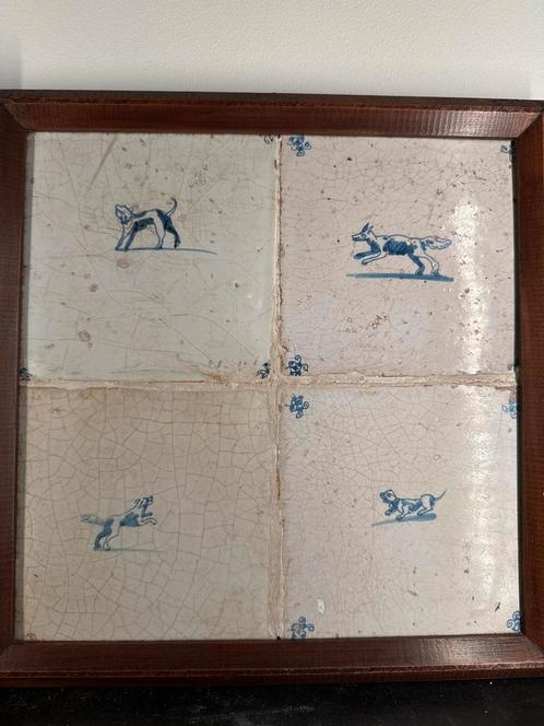 Antiek Tegeltableau met Honden in Lijst, Antiek en Kunst, Antiek | Wandborden en Tegels, Ophalen of Verzenden