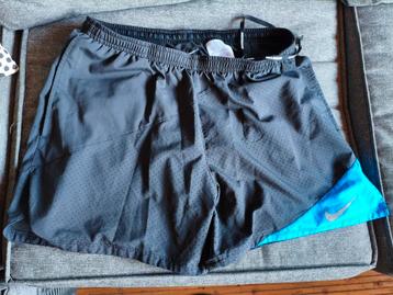 Nike Dri Fit hardloop broek maat L beschikbaar voor biedingen