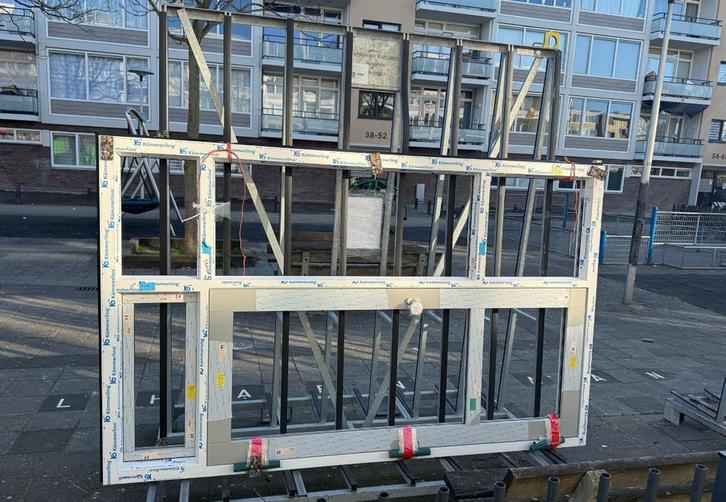 Kunststof deur, Doe-het-zelf en Verbouw, Kozijnen en Schuifpuien, Zo goed als nieuw, Raamkozijn, Kunststof, Ophalen