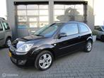 Ford Fiesta 1.3-8V Futura 160dkm Airco Nw apk Org NL Sportie, Auto's, Ford, 1299 cc, Stof, Gebruikt, Zwart