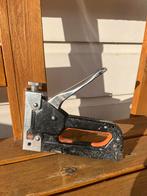 Verstelbare hand tacker mechanische nagel nietpistool, Doe-het-zelf en Verbouw, Gereedschap | Handgereedschap, Ophalen of Verzenden