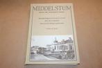 Middelstum door de eeuwen heen, Ophalen of Verzenden, Zo goed als nieuw