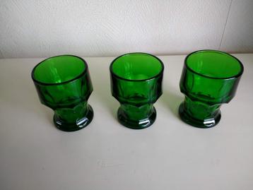3 groene , nieuwe glazen,drinkglazen jaren 70/80 vintage beschikbaar voor biedingen