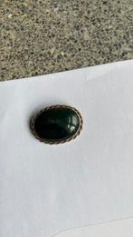 Broche zilver met groene jade edelsteen 4.5 bij 3.3 cm groot, Sieraden, Tassen en Uiterlijk, Antieke sieraden, Met edelsteen, Ophalen of Verzenden