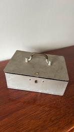 Vintage geldkistje, Verzamelen, Spaarpotten, Ophalen, Gebruikt