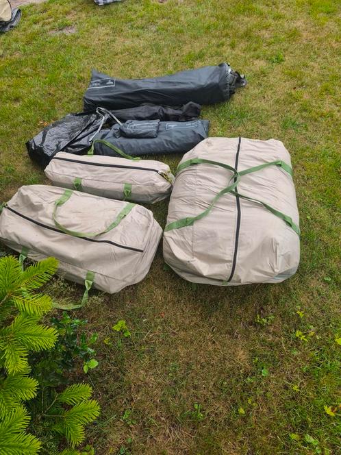 Nomad tunnel tent, Caravans en Kamperen, Tenten, Zo goed als nieuw, Ophalen