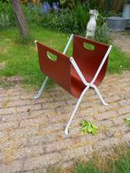 Tijdschriften rek, magazine houder, Ophalen of Verzenden, Gelezen