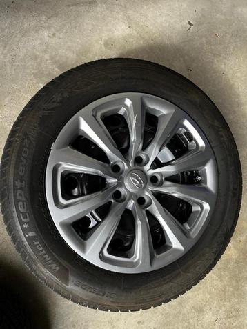 Hankook 205/ 60 R16 4 velgen beschikbaar voor biedingen